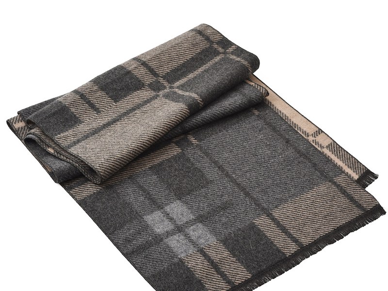 Plaid winter scarf