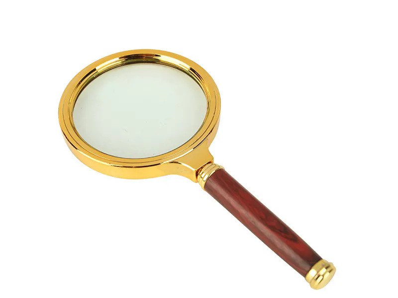 Folding magnifier