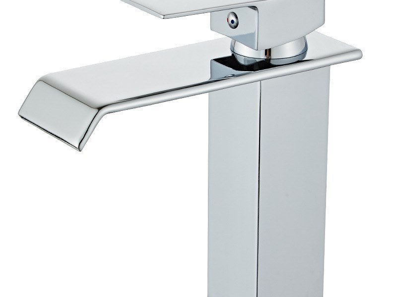 Basin faucet