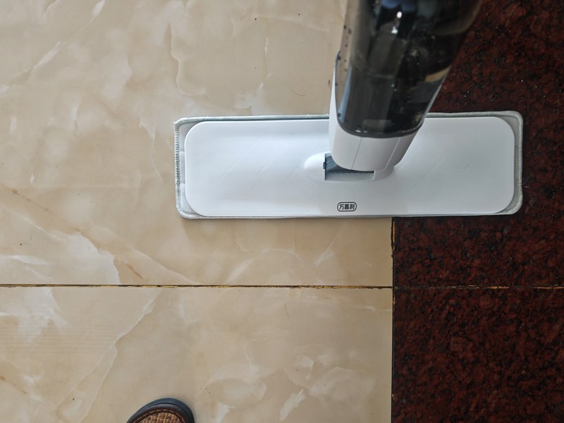 Flat floor mop